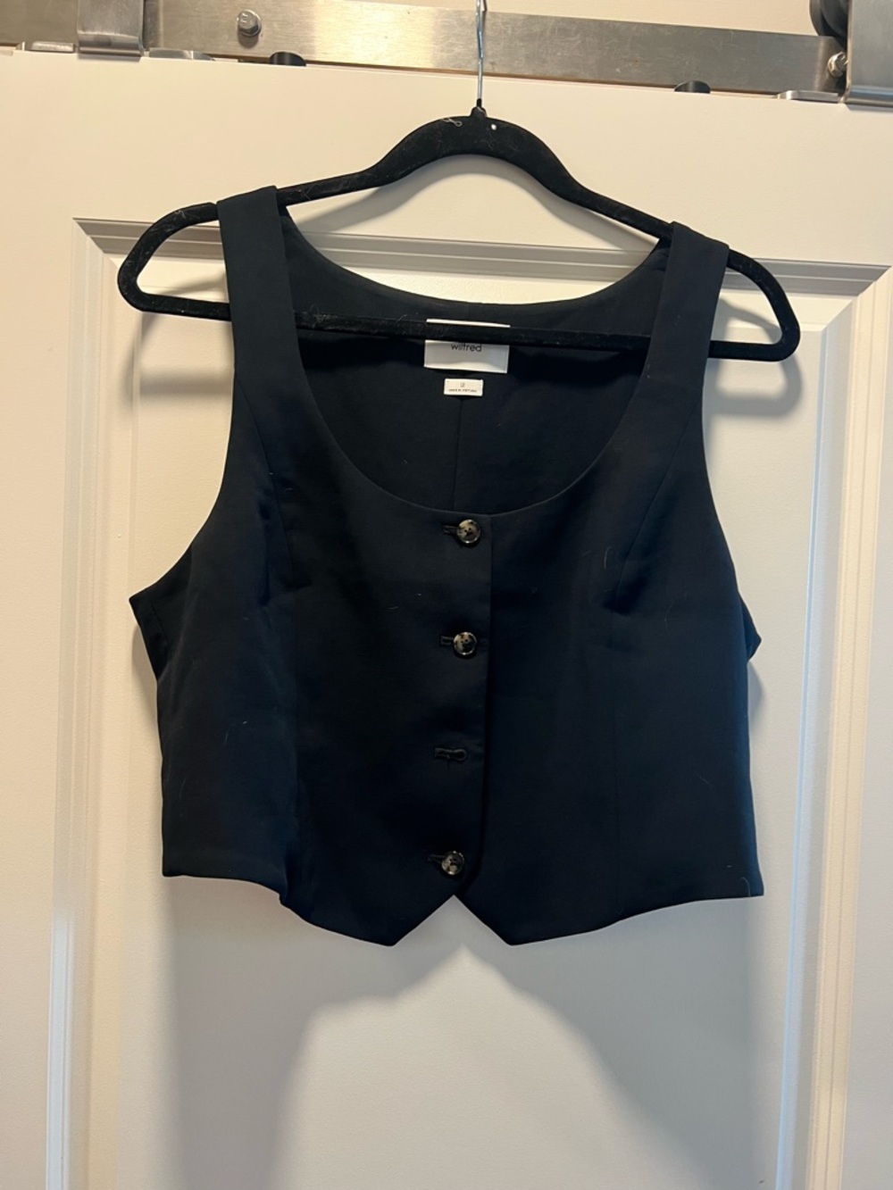 Wilfred Rocco Vest - Picture 5 of 5